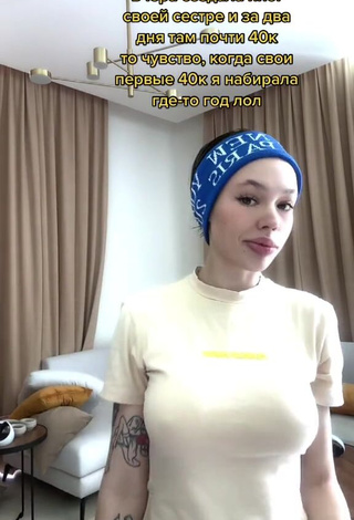 3. Wonderful Instasamka Shows Nipples Braless