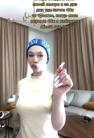 4. Wonderful Instasamka Shows Nipples Braless