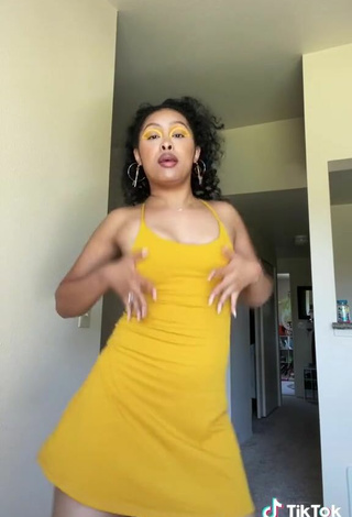 4. Sexy Kalia in Yellow Dress