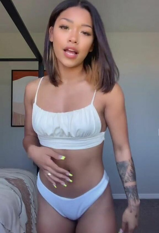Sexy Leilani Green in White Bikini