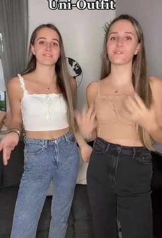 4. Sexy Leonie & Sophie Leso in Crop Top