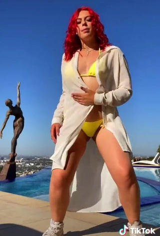 4. Sexy Lexi Nitz in Yellow Bikini at the Pool