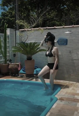 2. Sexy Luara Reisinger in Black Bikini at the Swimming Pool