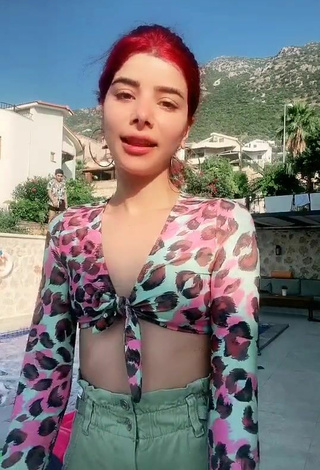 2. Beautiful Merve Yalçın in Sexy Leopard Crop Top at the Swimming Pool