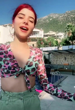 3. Beautiful Merve Yalçın in Sexy Leopard Crop Top at the Swimming Pool