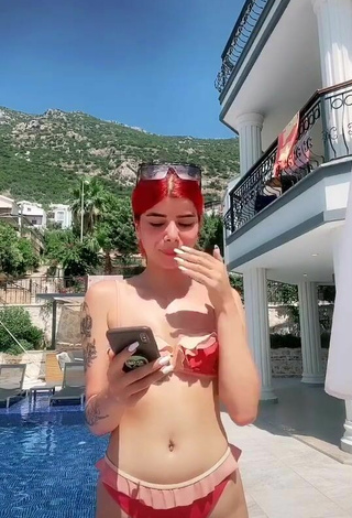 4. Hottie Merve Yalçın in Bikini at the Swimming Pool