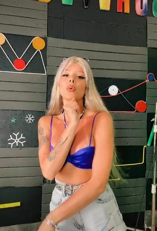 3. Sexy Merve Yalçın in Violet Bikini Top