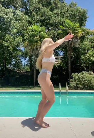 4. Sexy Rain Hicks in Bikini at the Pool