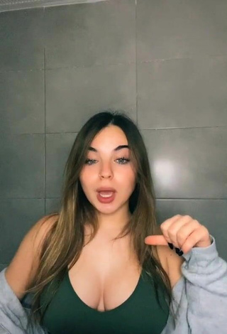 Sexy Roni Sorol Shows Cleavage in Olive Top