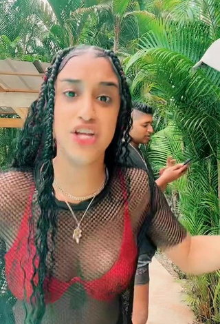 Hottest Jenny Camacho Shows Cleavage in Black Dress