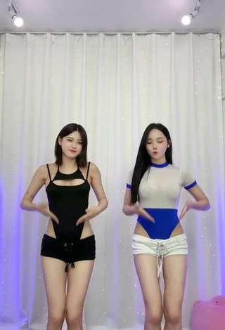 4. Cute Yu Baek-hap in Bodysuit