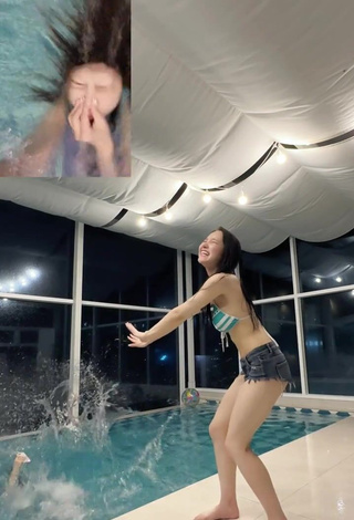 5. Sweetie Yu Baek-hap Shows Cleavage in Striped Bikini Top