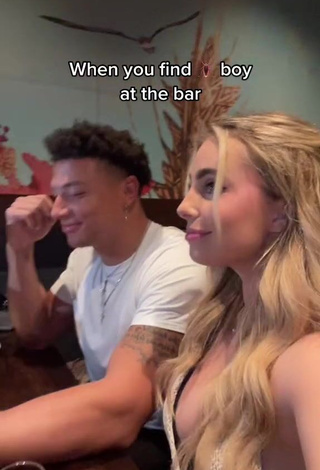 5. Amazing Lexi Hensler Shows Cleavage