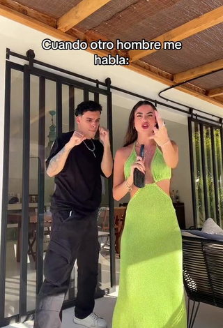 5. Alluring Lola Moreno Marco Shows Cleavage in Erotic Light Green Dress