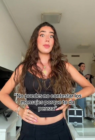 3. Breathtaking Lola Moreno Marco Shows Cleavage in Black Crop Top