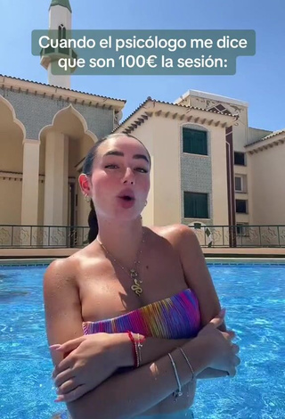 Sexy Lola Moreno Marco Shows Cleavage in Bikini Top at the Swimming Pool
