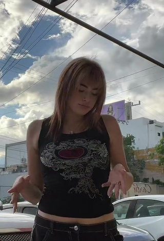 3. Hottest Mariana Cantu in Crop Top