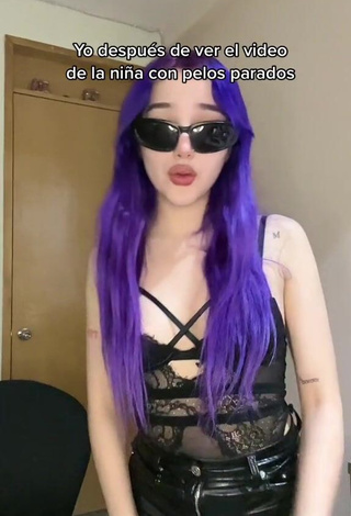 Hottest Mariana Ayala Shows Cleavage in Black Top