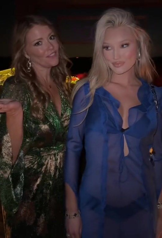 5. Seductive Meredith Duxbury Shows Cleavage in Dress