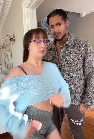 3. Sexy [мужчина]@miketoks Shows Butt