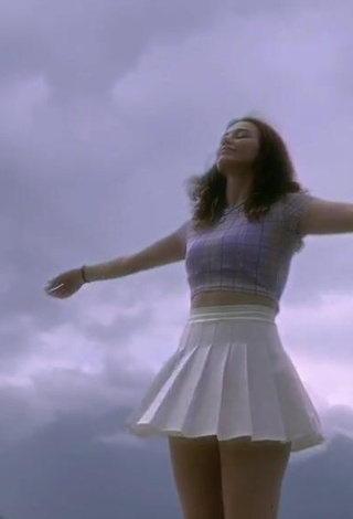 3. Sexy Milka Queen in Crop Top