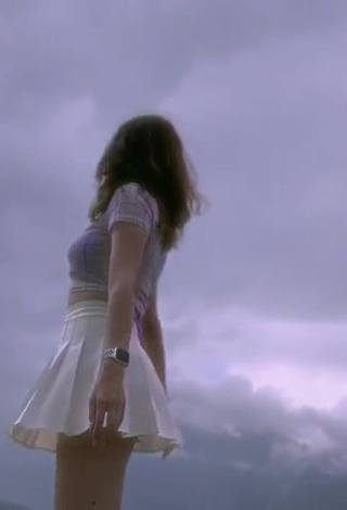 5. Sexy Milka Queen in Crop Top