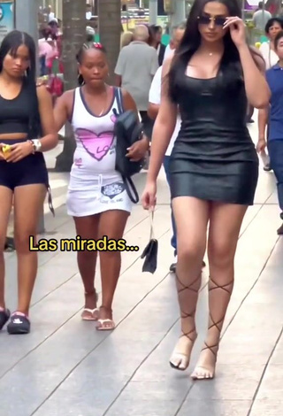 3. Sexy Mirandah Shows Cleavage in Black Dress