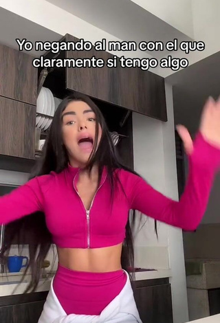 4. Amazing priv_mav Shows Cleavage in Hot Pink Crop Top
