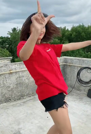 6. Sexy Somya Daundkar in Red Top