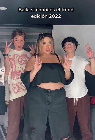 Maleja Rodriguez Looks Pretty in Black Crop Top