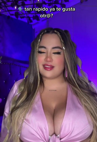 2. Maleja Rodriguez Shows Cleavage in Cute Pink Crop Top