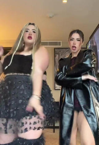 6. Sweet Maleja Rodriguez Shows Cleavage in Cute Black Crop Top