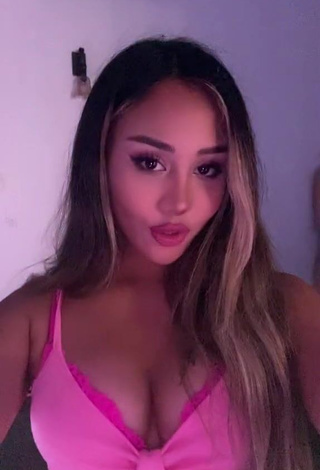 3. Star Abelar is Showing Lovely Cleavage