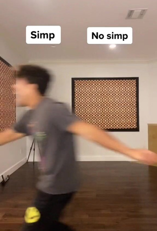 3. Star Abelar Shows Cleavage in Erotic White Crop Top