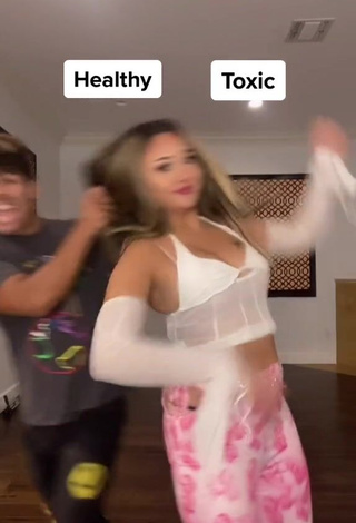 5. Star Abelar Shows Cleavage in Erotic White Crop Top