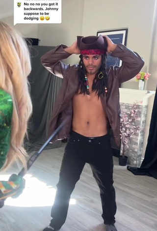 2. Hottie Star Abelar Shows Cosplay