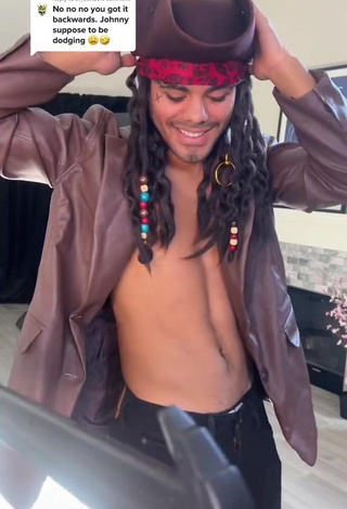 5. Hottie Star Abelar Shows Cosplay