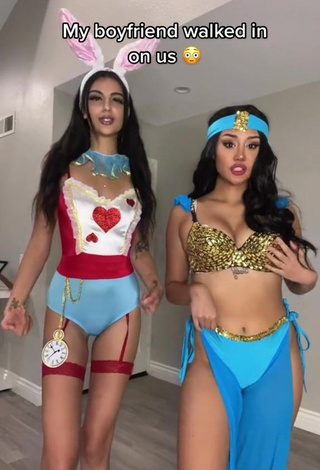 2. Sweetie Star Abelar Shows Cosplay