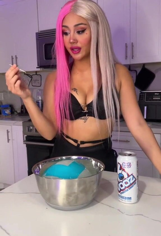 3. Sexy Star Abelar in Black Tight Pants