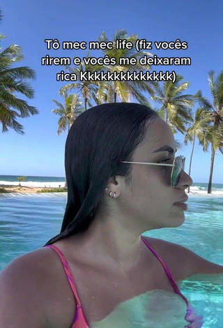 2. Sexy Açucena Guirra Shows Cleavage in Bikini Top