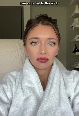 2. Beautiful Tabitha Swatosh Shows Cleavage