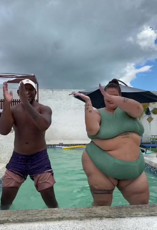 2. Cute Thais Carla in Swimsuit at the Swimming Pool