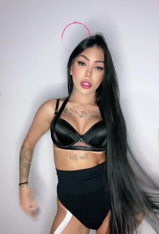 Elegant Mirella xbadmix in Thong