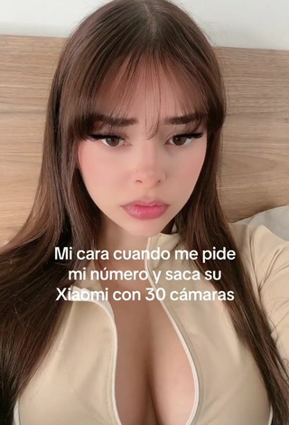2. Magnificent Yarely Alexandra Shows Cleavage