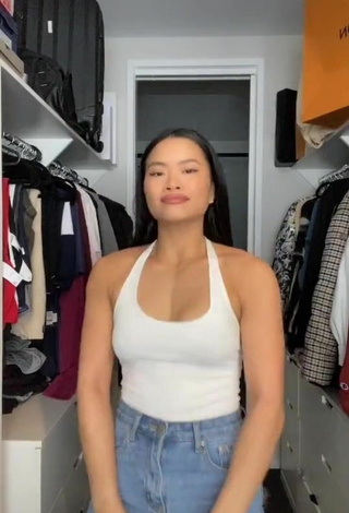 5. Sexy Sarah Magusara in White Top
