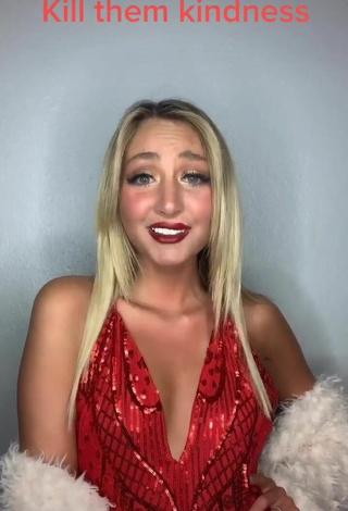 2. Sexy Taylor Scott in Red Top