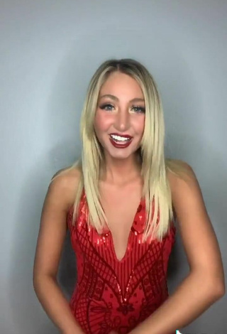 5. Sexy Taylor Scott in Red Dress