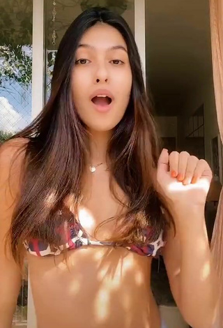 Sexy Fernanda Concon in Bikini Top