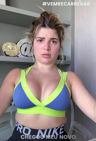 2. Sexy GKAY Shows Cleavage in Sport Bra