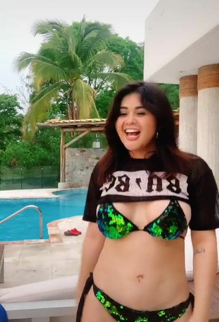 5. Hottie Aracely Ordaz Campos in Bikini at the Swimming Pool